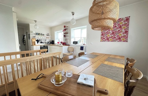 Eyrarbakki Casa | Holiday Home in town Eyrarbakki, South of Iceland