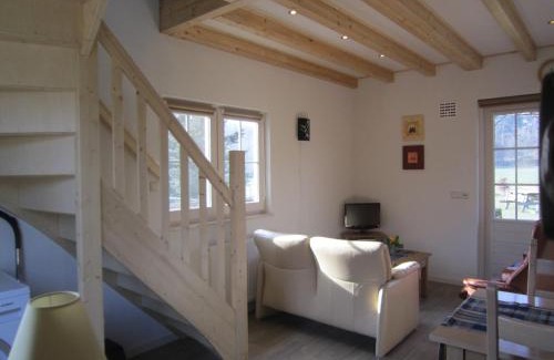 Knikkerdorp Casa | Holiday Home in Well near Maasduinen Park