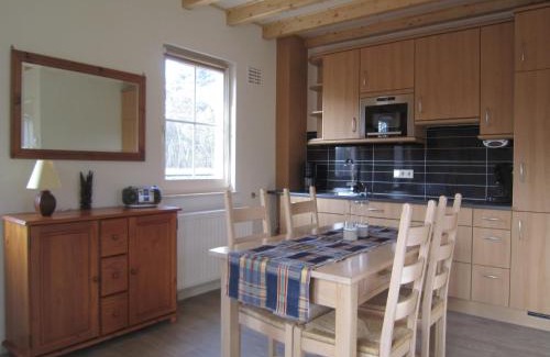Knikkerdorp Casa | Holiday Home in Well near Maasduinen Park
