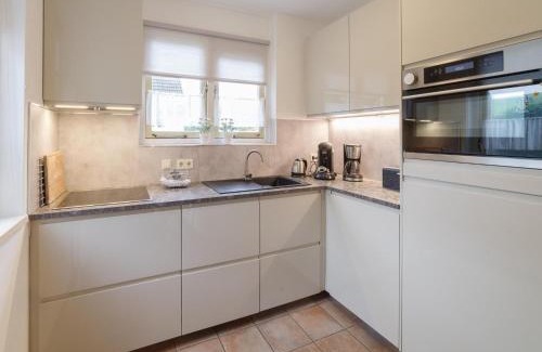 Wemeldinge Casa | Holiday Home in Wemeldinge near the Sea