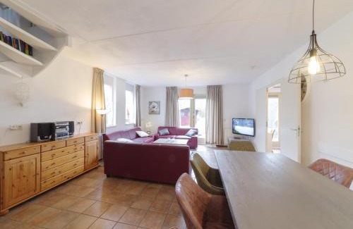 Wemeldinge Casa | Holiday Home in Wemeldinge near the Sea