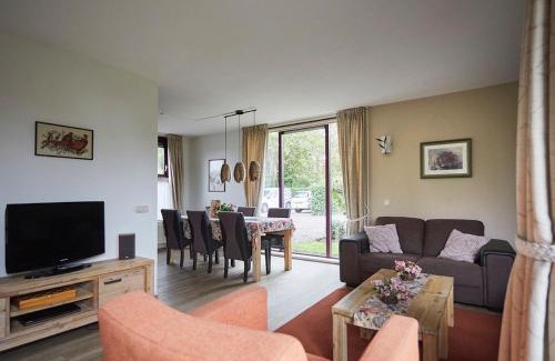 Heinkenszand Casa | Holiday Home in Zeeland with Sauna