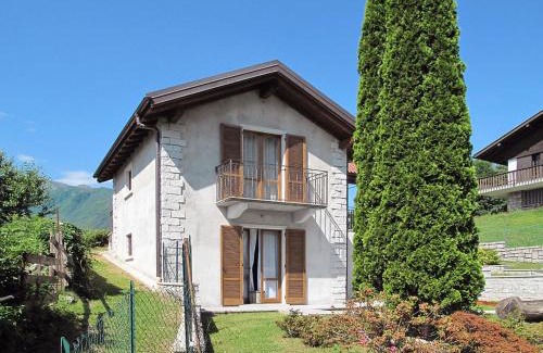 Mergozzo Casa | Holiday Home Iride by Interhome