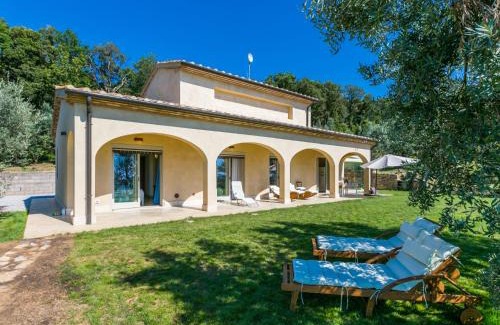 Castagneto Carducci Casa | Holiday Home Podere il Pezzo by Interhome