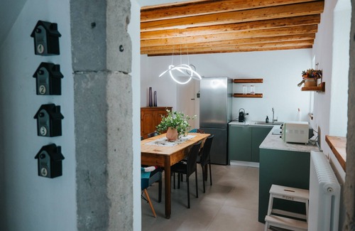 Cison di Valmarino Casa | Holiday Home 'Rustica E Luminosa' with Wi-Fi and Air Conditioning