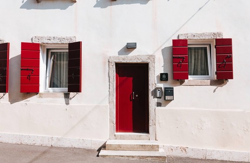 Cison di Valmarino Casa | Holiday Home 'Rustica E Luminosa' with Wi-Fi and Air Conditioning