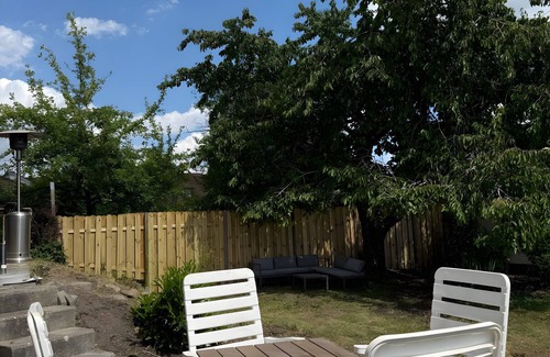 Pfullendorf Casa | Holiday Home 'Jo und Jo' with Private Terrace, Private Garden and Wi-Fi
