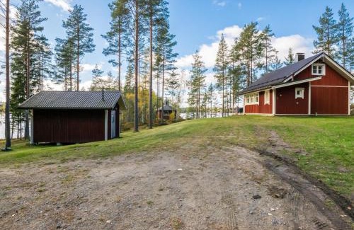 Aatola Casa | Holiday Home Kannonniemi by Interhome