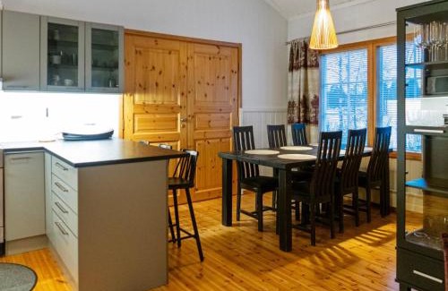 Vuokatti Casa | Holiday Home Katinkulma 2 by Interhome