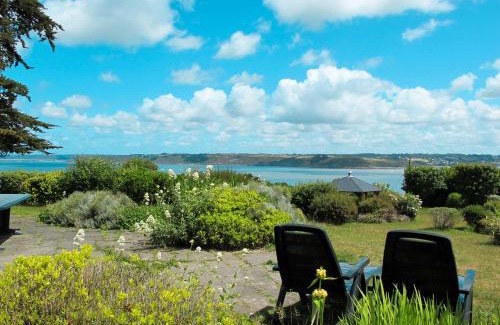 Plestin-les-Greves Casa | Holiday Home Ker Svea by Interhome