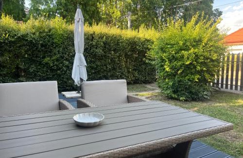 Balatonkenese Casa | Holiday Home Kenese
