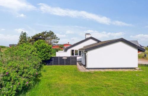 Lakolk Casa | Holiday Home Kita - 500m from the sea by Interhome