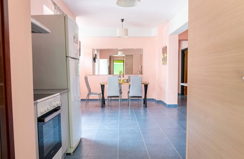Tingaki Casa | Casa de vacaciones 'Kos Dream Beachwalk Apartment' con terraza privada, balcón y Wi-Fi