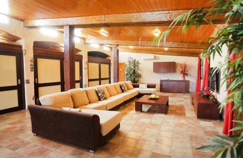 L'Aldea Casa | Holiday Home L'Aldea by Interhome