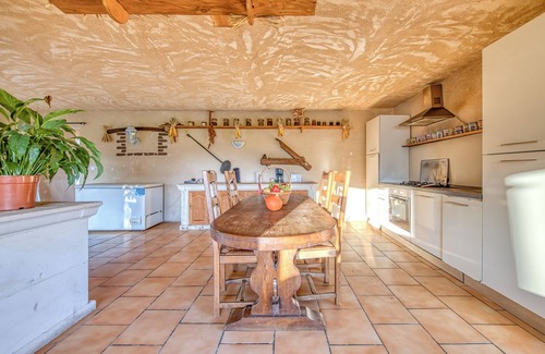 Guizengeard Casa | Casa de vacaciones 'L'Ecurie' con piscina privada, terraza privada y Wi-Fi