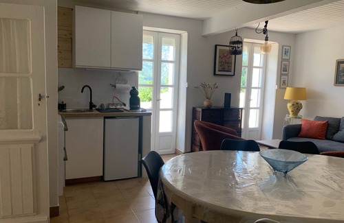 Castanet-le-Haut Casa | Casa de vacaciones 'La Reguergue' con vistas a la montaña, terraza privada y Wi-Fi