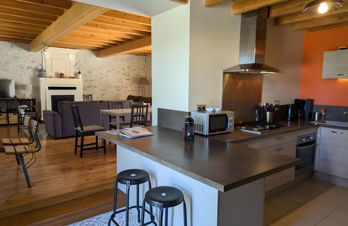 Verrieres Casa | Casa de vacaciones 'La Bonne Chauffe - Serpentin' con piscina compartida, terraza privada y Wi-Fi
