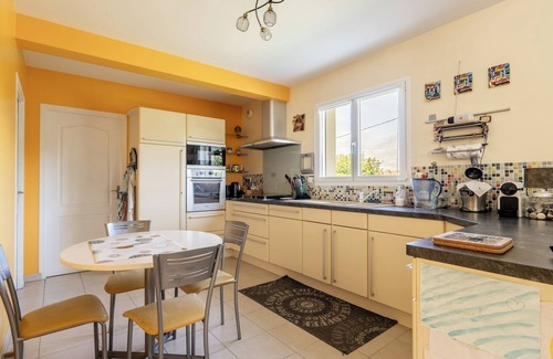 Pornic Casa | Casa de vacaciones 'La Fontaine Aux Bretons' con terraza privada, jardín privado y Wi-Fi