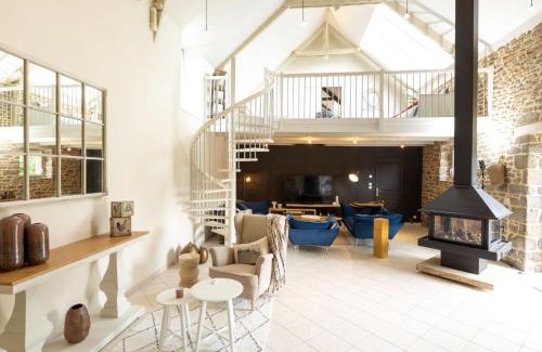 Le Tronchet Casa | Holiday Home La Gentilhommière by Interhome