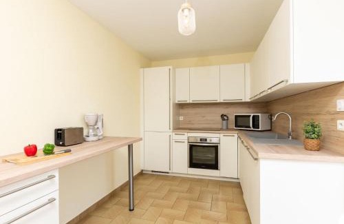 Cherrueix Casa | Holiday Home La Grève by Interhome