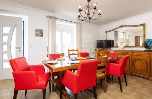 Cherrueix Casa | Holiday Home La Grève by Interhome