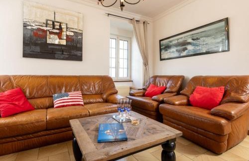 Cherrueix Casa | Holiday Home La Grève by Interhome