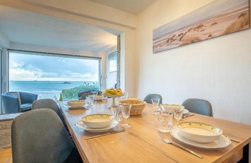 Saint-Malo Casa | Holiday Home La longue vue by Interhome
