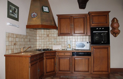 Baguer-Pican Casa | Holiday Home 'La Maison Bienvenüe' with Private Garden and Wi-Fi