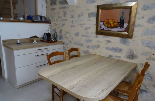 Cajarc Casa | Casa de vacaciones 'La Maison Du Tour De Ville' con vistas a la montaña, Wi-Fi y aire acondicionado