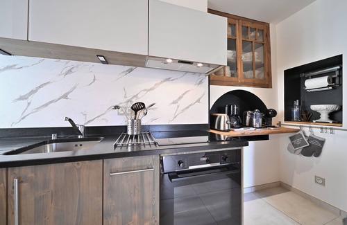 Capvern Casa | Casa de vacaciones 'La Maison Poulogne' con vistas a la montaña, terraza privada y Wi-Fi