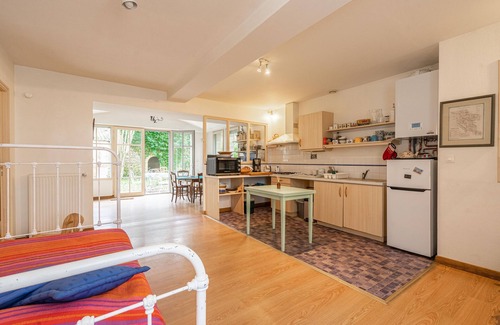 Marennes Casa | Casa de vacaciones 'La Maison Télémaque' con terraza privada, jardín privado y Wi-Fi