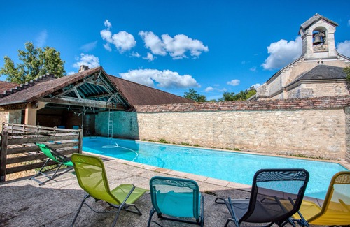 Mayac Casa | Casa de vacaciones 'La Petite Cour' con piscina compartida, terraza privada y Wi-Fi