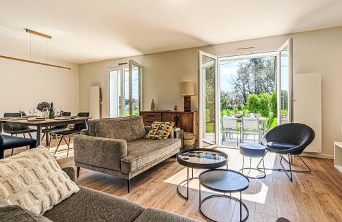 Baden Casa | Holiday Home La Tour Bourgerel avec piscine by Interhome