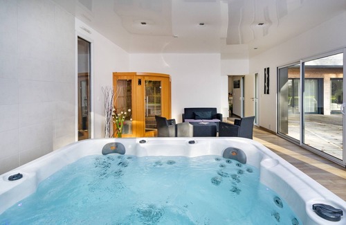 Sizun Casa | Casa de vacaciones 'La Villa Des Légendes' con terraza privada, jardín privado y Wi-Fi