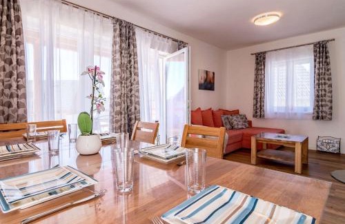 Lojzova Paseka Casa | Holiday Home Lakeside Village 35 by Interhome
