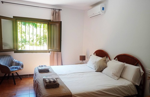 Son Coll Chalet De Esquí | Holiday HOme 'Las Brisas Port Des Canonge' with Private Pool, Sea View and Air Conditioning
