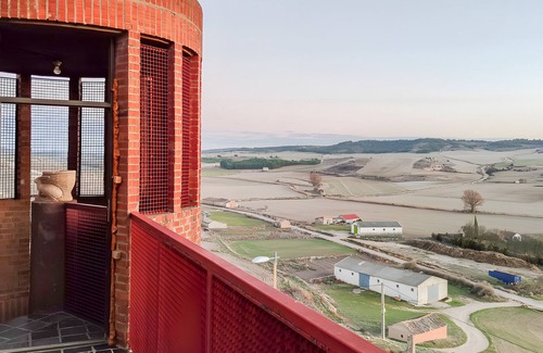 Vertavillo Casa | Casa de vacaciones 'Las Golondrinas' con terraza privada, balcón y Wi-Fi