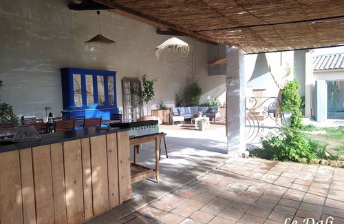 Piolenc Villa | Holiday Home Le Dali in Piolenc, in Complete Tranquility