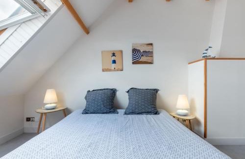 Hauteville-sur-Mer Casa | Holiday Home Les Mouettes by Interhome