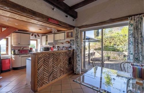 Saint-Cyprien Casa | Casa de vacaciones 'Le Pigeonnier De Sinzelle' con piscina privada, terraza privada y Wi-Fi