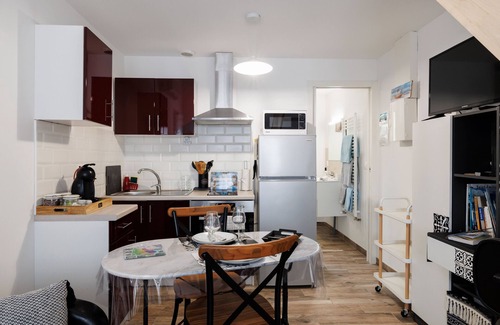 Pessac Casa | Casa de vacaciones 'Le Petit Prince - Pessac, Burdeos' con terraza privada, Wi-Fi y aire acondicionado