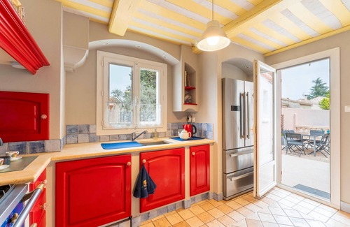 Molleges Casa | Casa de vacaciones 'Les Dames De Molleges' con vistas a la montaña, Wi-Fi y aire acondicionado