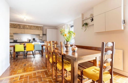 Mellac Casa | Casa de vacaciones 'Les Hirondelles' con terraza privada, jardín privado y Wi-Fi