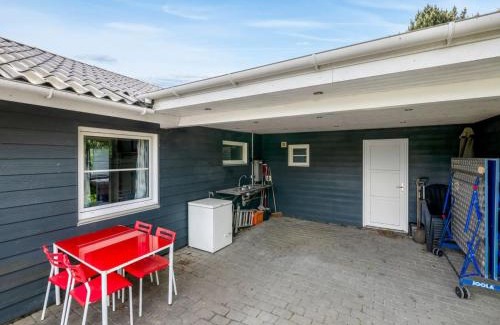 Bjerregaard Casa | Holiday Home Ludvig - from the sea by Interhome