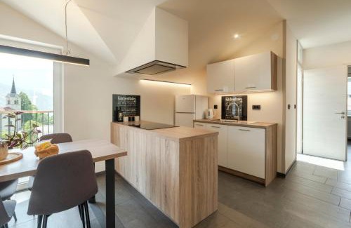Kamno Apartamento | Holiday Home Lukc with free parking