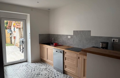 Messeix Casa | Casa de vacaciones 'Maison De Vacances' con piscina privada, jardín privado y Wi-Fi