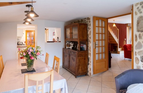 Belz Casa | Casa de vacaciones 'Maison de Pays' con jardín privado y Wi-Fi