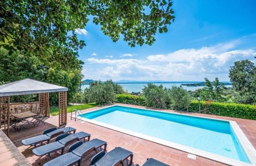 San Feliciano Casa | Holiday Home Mariani by Interhome