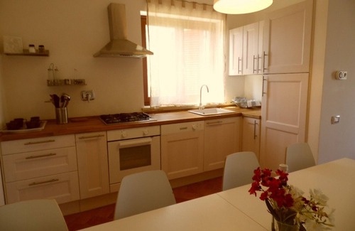 Bolsena Casa | Casa de vacaciones Maris - a solo 300 m del lago y con hidromasaje