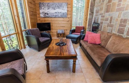 Kuusamo Casa | Holiday Home Matkajoentie 4b by Interhome